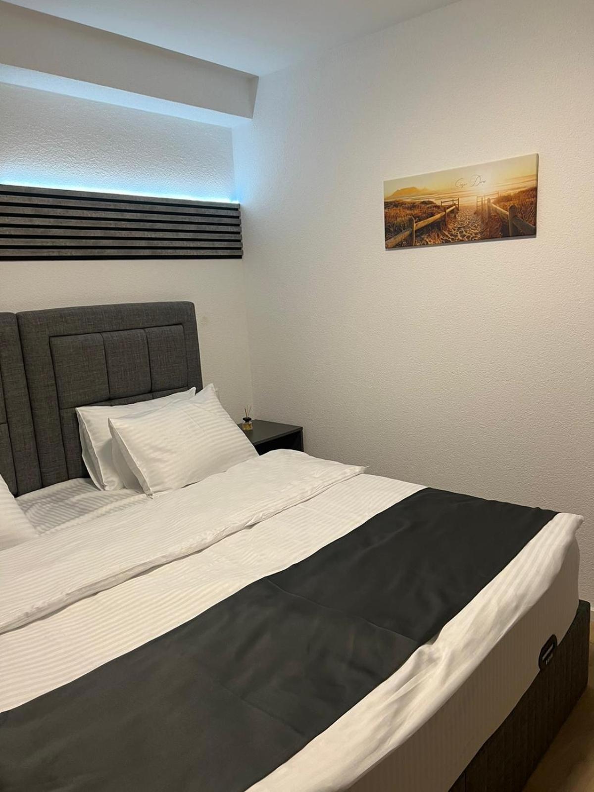 Dido Diamond Hotel Dietzenbach Eksteriør billede